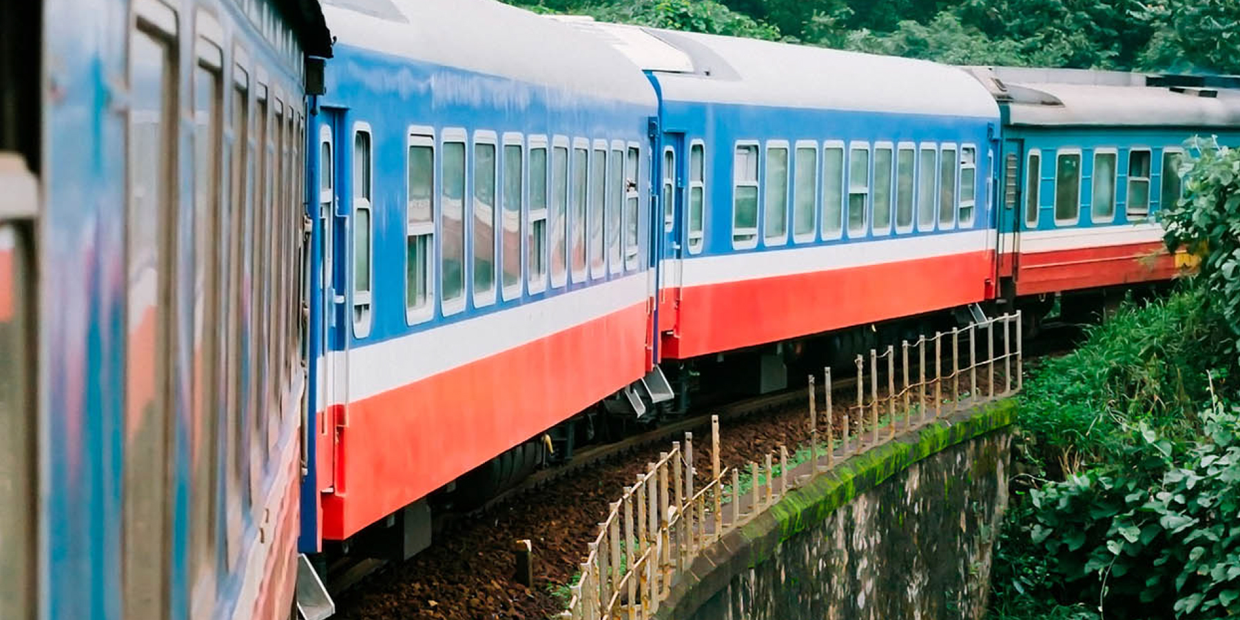 Explore VietNam with TSC train express